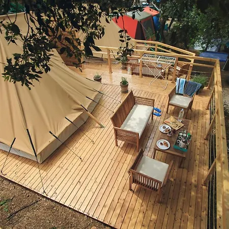 Luxury tent Bell Tents